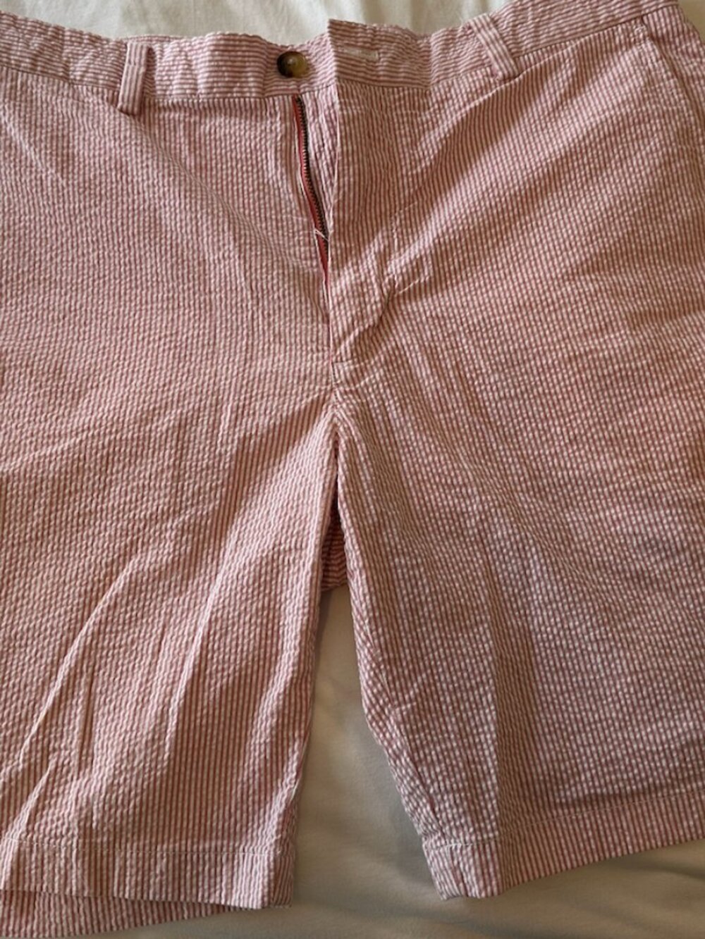 Vineyard Vines Men Seersucker Breaker Shorts, 34, nantucket red and white stripe